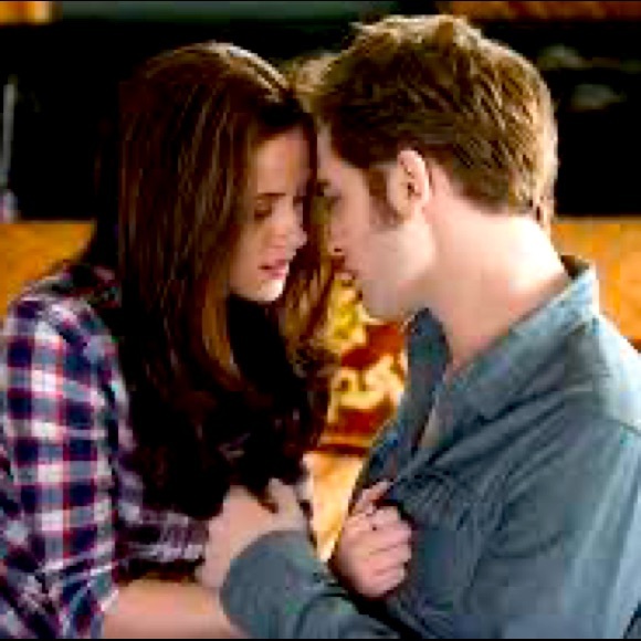 Alt Bella Swan Plaid Shirt Twilight Eclipse Areopostle - Picture 1 of 5